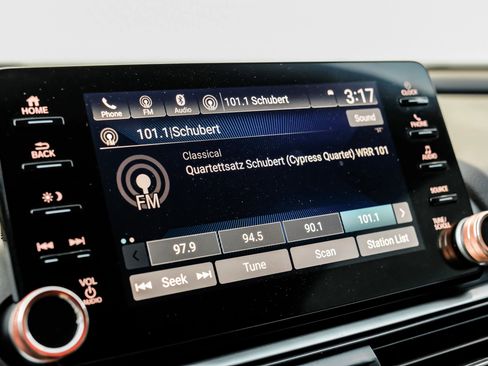 Used 2022 Honda Accord Sport image 33