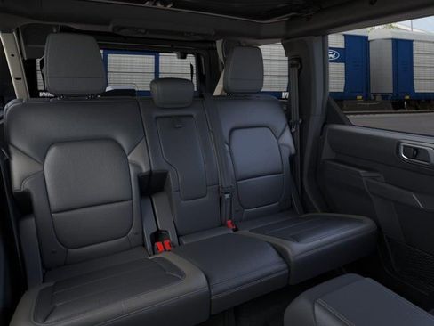 New 2026 Ford Bronco Outer Banks AWD/4WD image 11