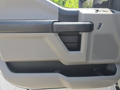 Used 2019 Ford F250 XL w/ STX Appearance Package AWD/4WD image 22