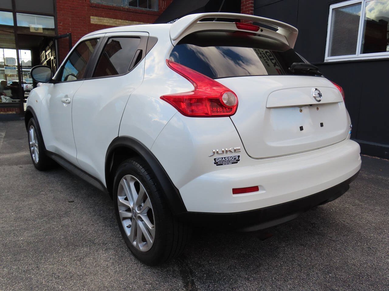 Used 2013 Nissan Juke SL AWD/4WD image 4