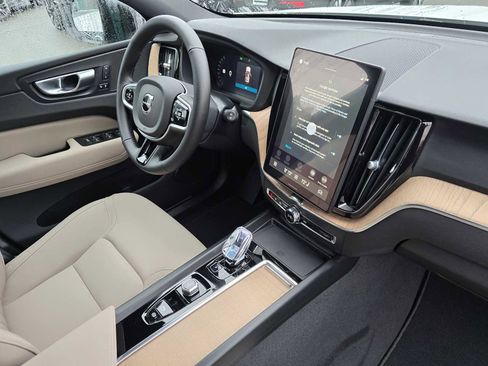 New 2026 Volvo XC60 B5 Core image 10