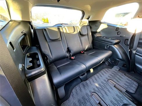 Used 2022 Subaru Ascent Limited image 28
