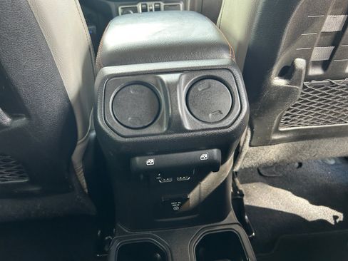 Used 2022 Jeep Gladiator Mojave w/ Trailer Tow Package AWD/4WD image 30
