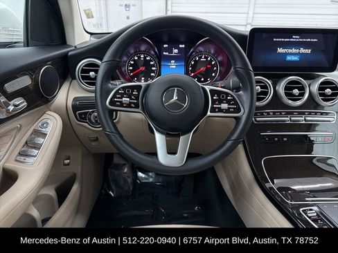 Used 2022 Mercedes-Benz GLC 300 image 22