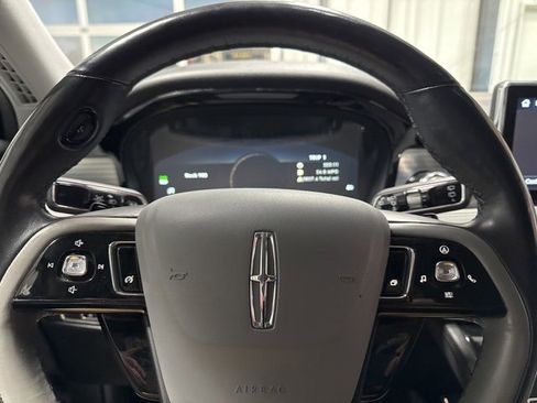 Used 2022 Lincoln Corsair Reserve w/ Luxury Package image 17