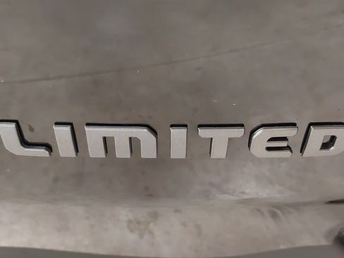 New 2026 Jeep Cherokee Limited image 33