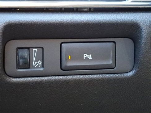 Used 2014 Cadillac ATS Luxury w/ Sun And Sound Package image 24