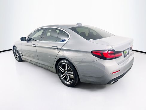 Used 2022 BMW 530i w/ Premium Package image 5