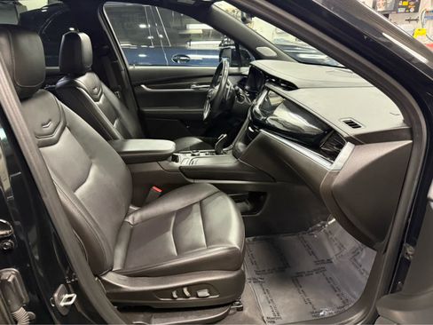 Used 2023 Cadillac XT6 Sport AWD/4WD image 31