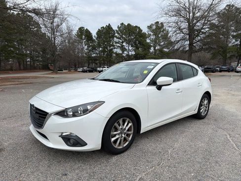 Used 2016 MAZDA MAZDA3 i Grand Touring image 2