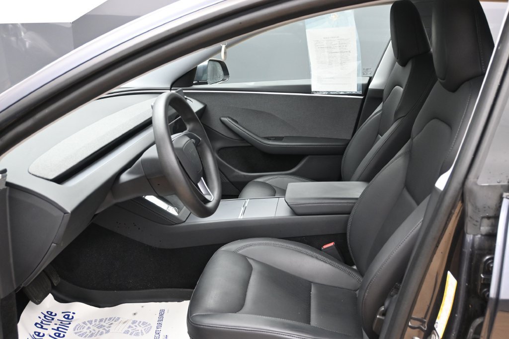 Used 2024 Tesla Model 3 Standard Range RWD image 7