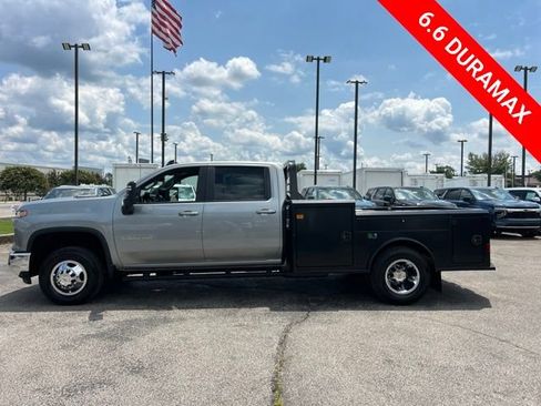 New 2026 Chevrolet Silverado 3500 LT w/ Convenience Package AWD/4WD image 6