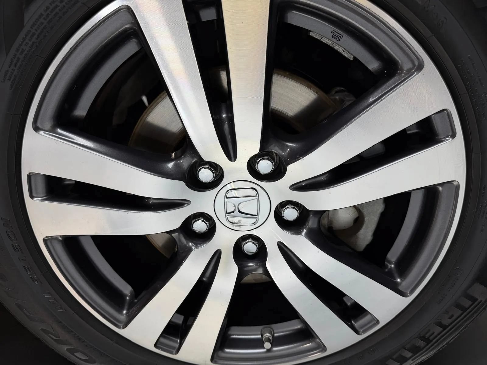 Used 2017 Honda Pilot EX-L image 8