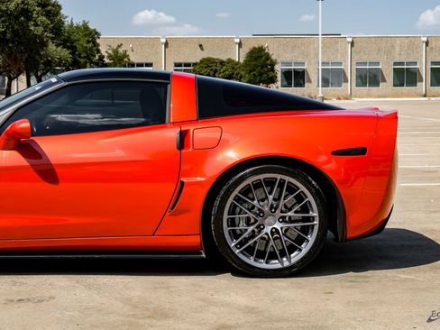 Used 2011 Chevrolet Corvette Z06 RWD image 8
