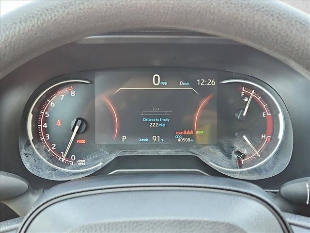 Used 2025 Toyota RAV4 XLE AWD/4WD image 11