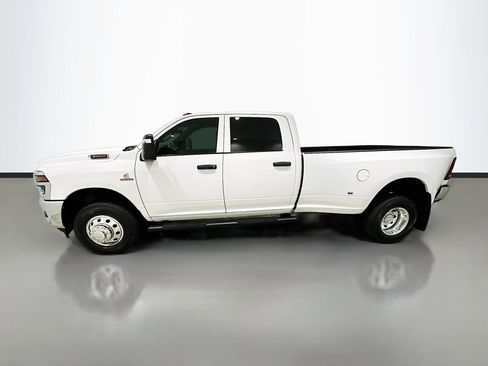 Used 2025 RAM 3500 Tradesman AWD/4WD image 4