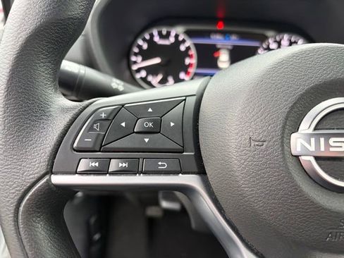 Used 2024 Nissan Sentra SV image 11