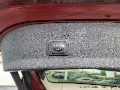Used 2014 Ford Escape Titanium FWD image 26