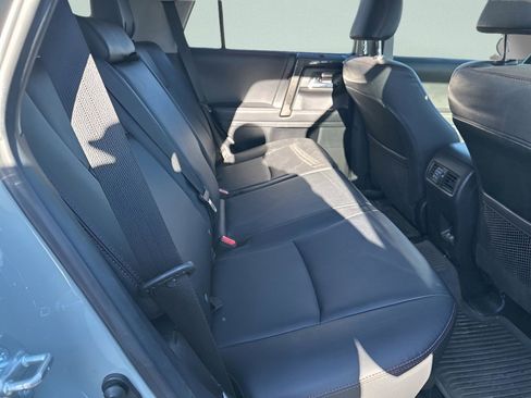 Used 2022 Toyota 4Runner TRD Off-Road Premium w/ Moonroof Package image 11