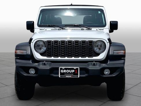 Used 2024 Jeep Wrangler Sport AWD/4WD image 4