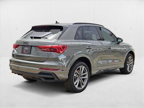 New 2025 Audi Q3 2.0T Premium w/ Convenience Package AWD/4WD image 2