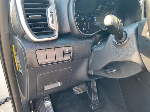 Used 2017 Kia Sportage EX FWD image 17