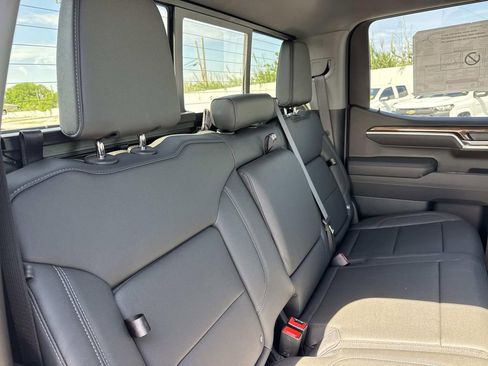 New 2026 Chevrolet Silverado 1500 RST w/ Texas Edition Plus RWD image 9