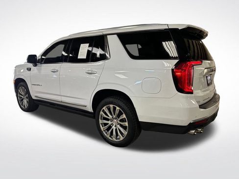 Used 2021 GMC Yukon Denali w/ Denali Ultimate Package AWD/4WD image 3