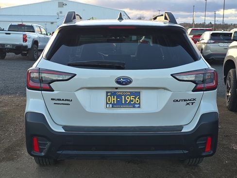 Used 2021 Subaru Outback Onyx Edition XT w/ Popular Package #2 image 3