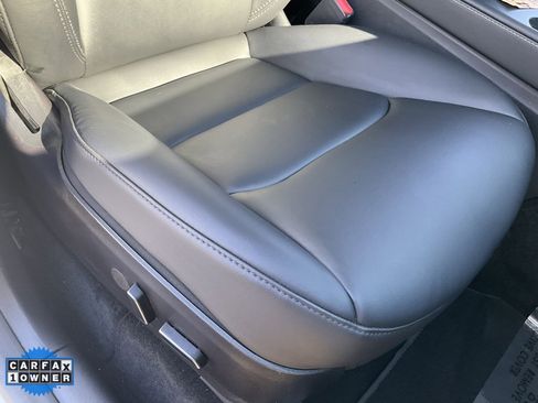 Used 2022 Tesla Model Y Performance image 62