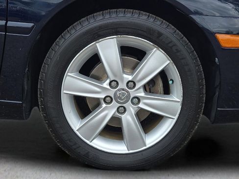 Used 2005 Lexus ES 330 FWD image 11