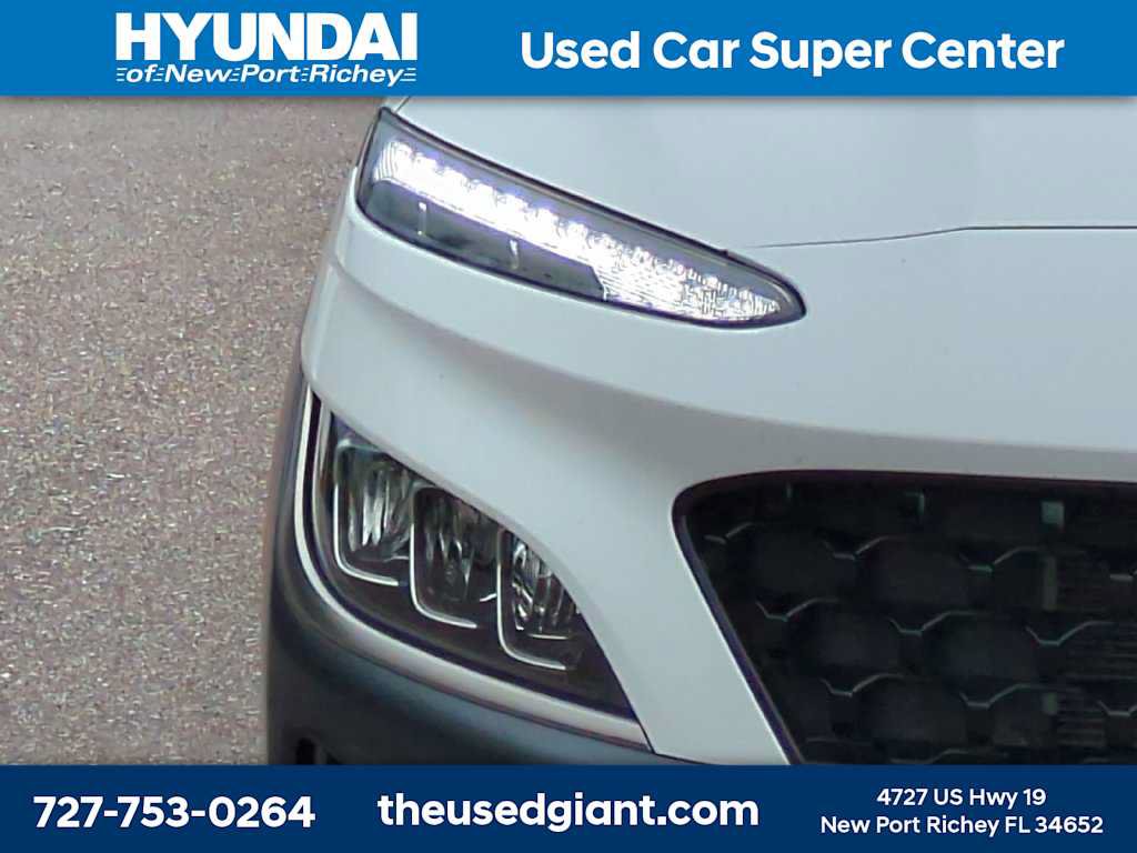 Used 2022 Hyundai Kona Limited FWD image 9