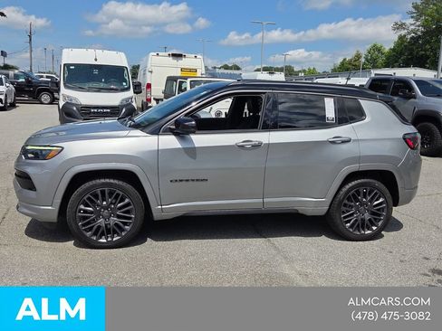 Used 2022 Jeep Compass High Altitude AWD/4WD image 5