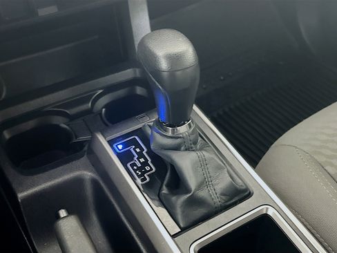 Used 2022 Toyota Tacoma SR5 image 24