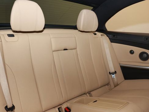 Used 2019 BMW 430i xDrive Convertible w/ Convenience Package image 19