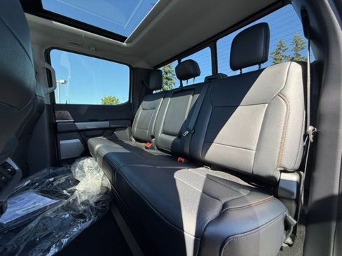 New 2025 Ford F350 Lariat w/ Lariat Ultimate Package AWD/4WD image 39