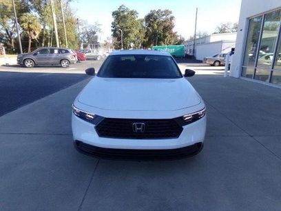 New 2025 Honda Accord SE