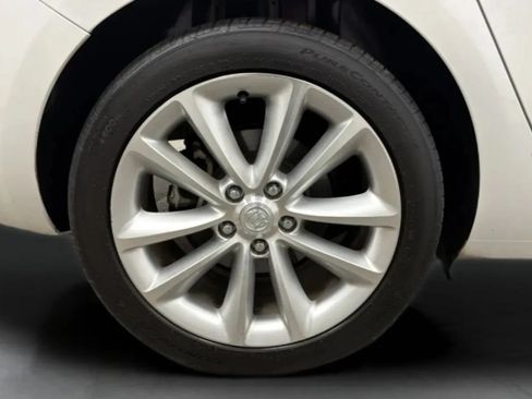Used 2014 Buick Verano FWD image 24