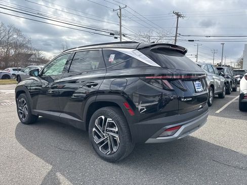 New 2025 Hyundai Tucson Limited image 8