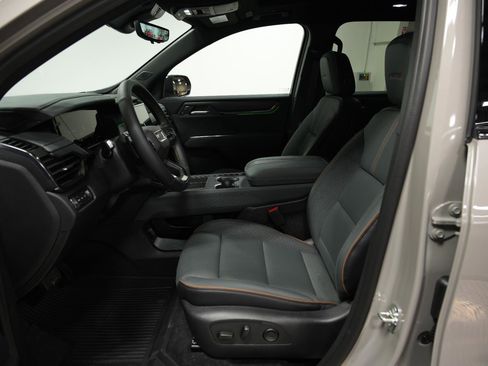 New 2026 GMC Acadia AT4 w/ Luxury Package image 29