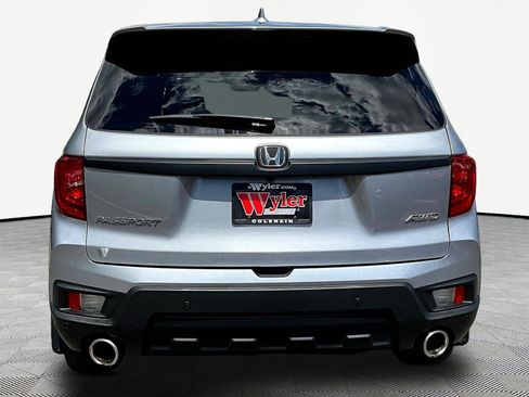 Used 2023 Honda Passport EX-L image 5
