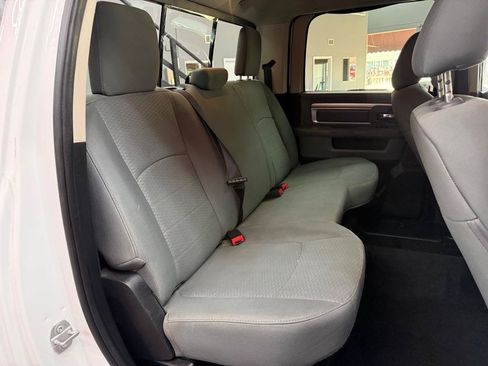 Used 2016 RAM 2500 SLT AWD/4WD image 10