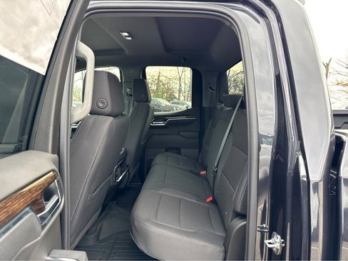 New 2026 GMC Sierra 1500 Elevation image 7