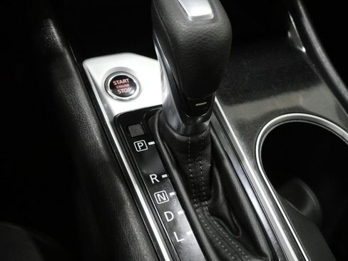 Used 2024 Nissan Altima 2.5 SV FWD image 22