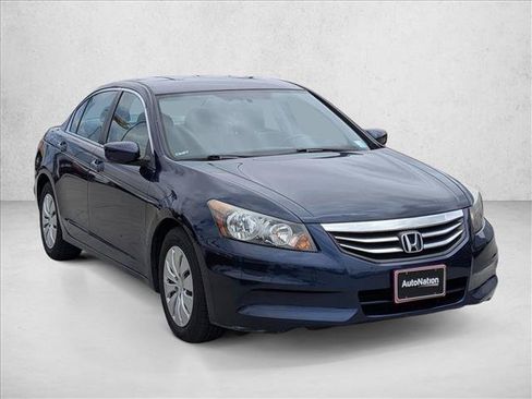 Used 2012 Honda Accord LX image 3