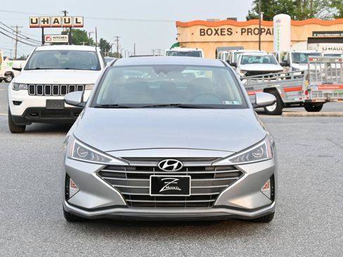 Used 2020 Hyundai Elantra SE FWD image 5