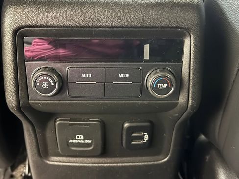 Used 2018 GMC Acadia SLT FWD image 19