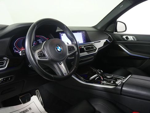 Used 2019 BMW X5 xDrive40i w/ M Sport Package AWD/4WD image 12