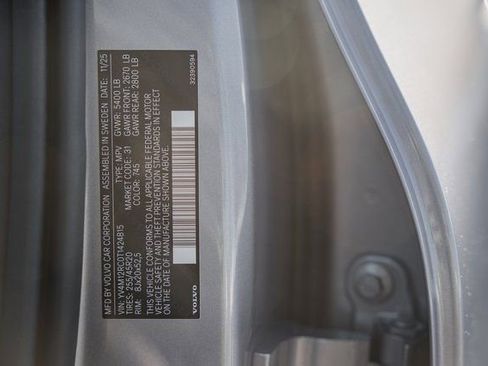 New 2026 Volvo XC60 B5 Plus w/ Climate Package image 42