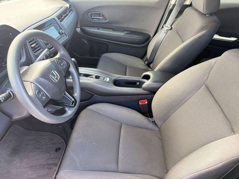 Used 2021 Honda HR-V LX image 24